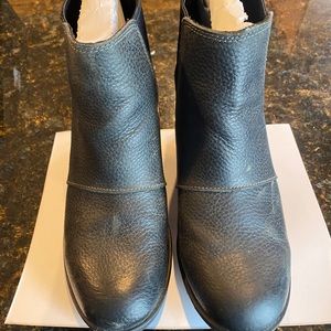 SOREL JOAN OF ARCTIC CHELSEA BOOTIE